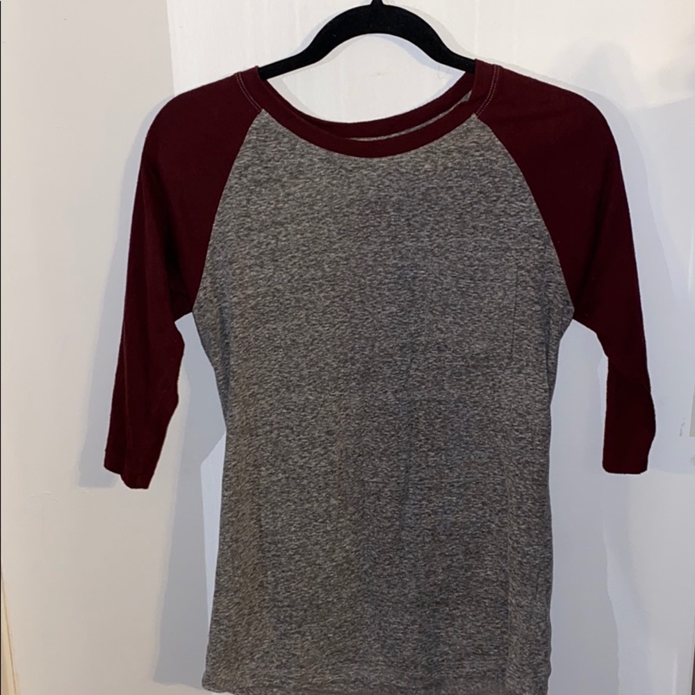 Baseball tee